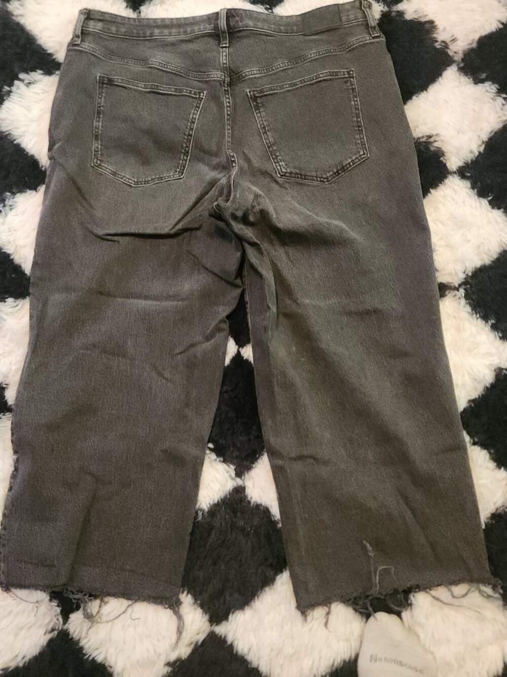 Madewell Wide Leg Cropped Jeans Size 16 - Black Gray Raw Hem Ankle Length - Picture 3 of 4